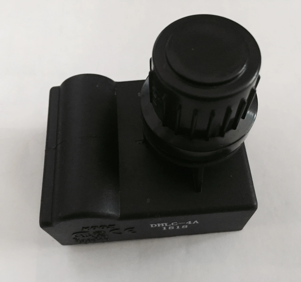 4-outlet Ignition Spark Generator That Accepts Trigger Switch, Brinkmann, Charbroil, More - 03344 3 4-outlet Ignition Spark Generator That Accepts Trigger Switch, Brinkmann, Charbroil, More - 03344